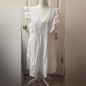 White plus size eyelet lace dress NWT size 22